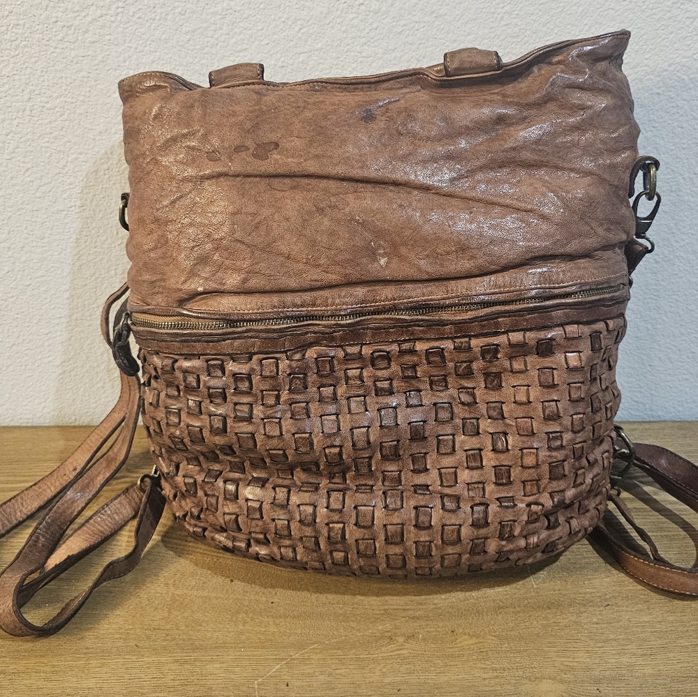 Langellotti Italian Tuscan distressed leather Shoulder bag/backpack duo